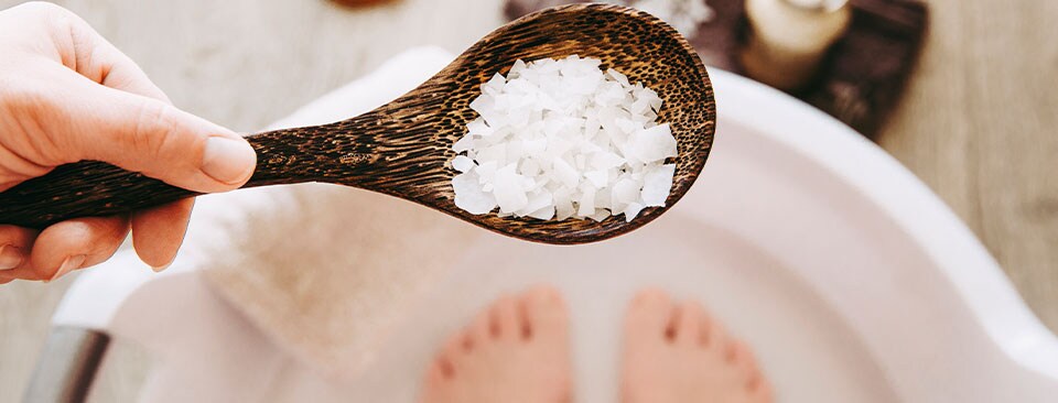 Soins des pieds à la maison