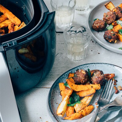 Frites de légumes avec boulettes de viande