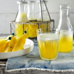 Alcoholvrije cocktail met ananas - SoupMaker