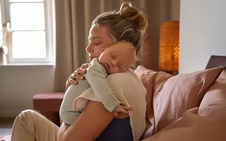 Babyreflexen: De ontwikkeling van jouw pasgeborene