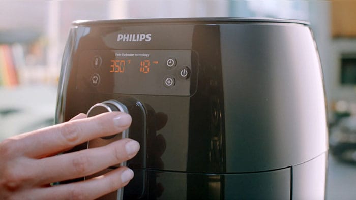 Préparez des repas moins gras grâce à l'AirFryer de Philips