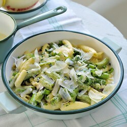 Penne met asperges en doperwten