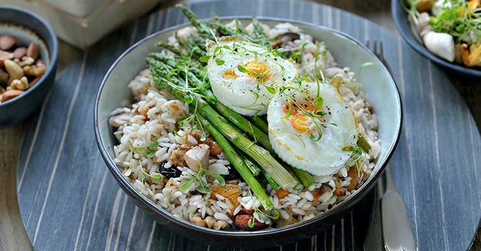 Risotto aux mendiants et à l’œuf cuit dur