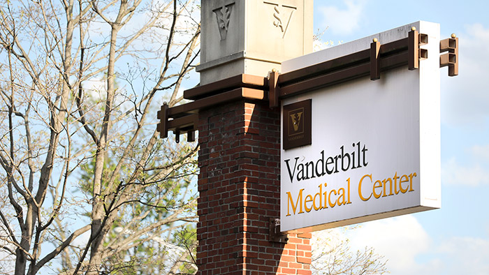 Onderzoek van Philips en Vanderbilt toont aan hoe het verduurzamen van de gezondheidszorg ook helpt om kosten te verlagen