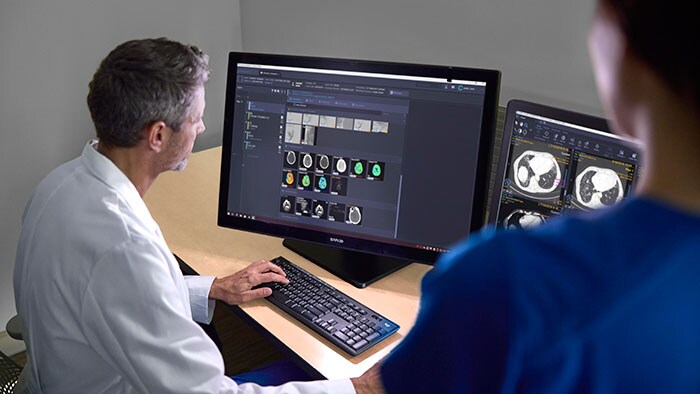 Philips en AWS breiden strategische samenwerking uit om HealthSuite-cloudservices verder te ontwikkelen en generatieve AI-workflows mogelijk te maken