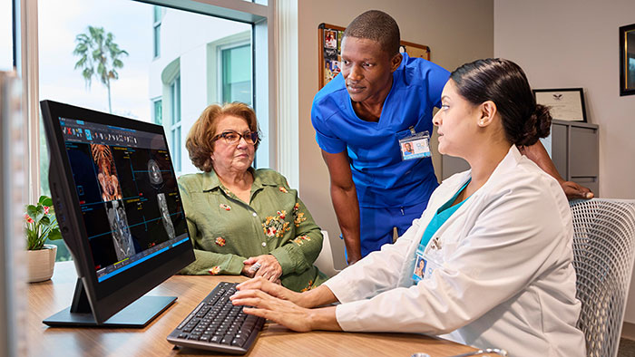 Philips breidt zijn cloudgebaseerde IT-oplossingen uit naar Europa voor betere toegang tot door AI ondersteunde workflows en innovatie